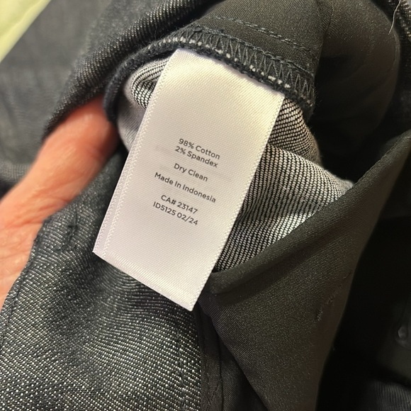 NWT Talbot’s Southhampton Denim Pant.  size 2 - Picture 7 of 7